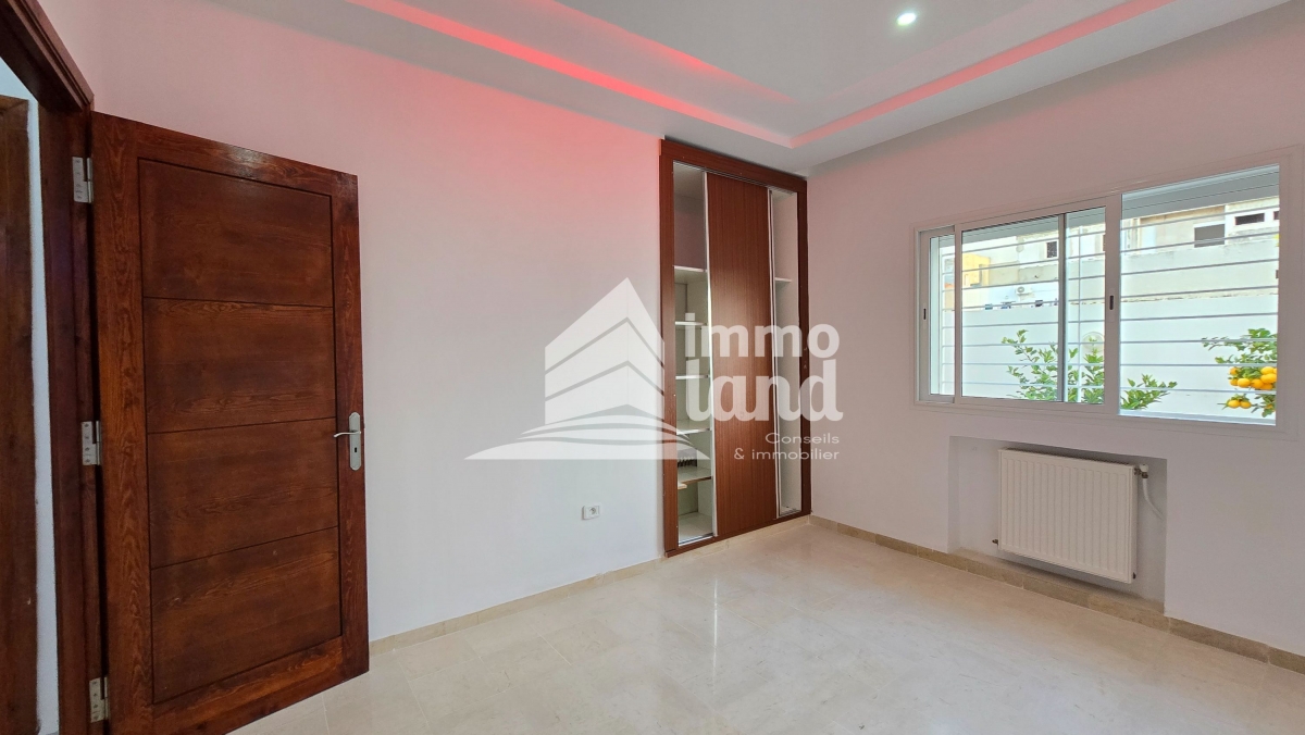 La Marsa Cite Erriadh Location Appart. 3 pices Appartement s2 avec jardin  la marsa