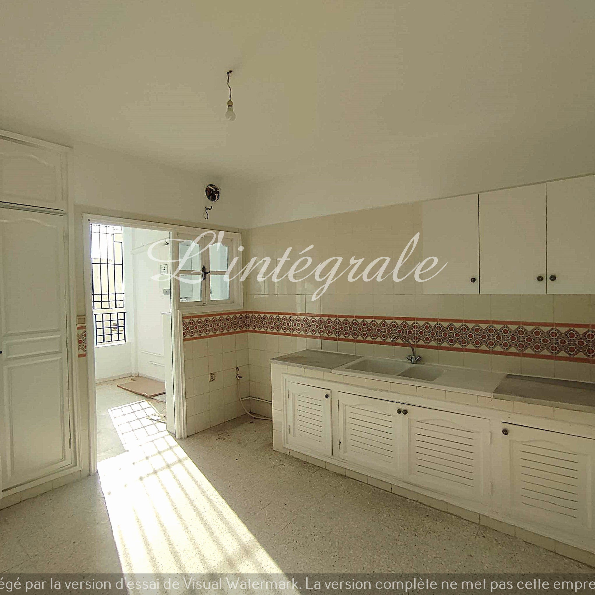 Ariana Ville El Menzah 8 Location Appart. 4 pices S3 style duplex