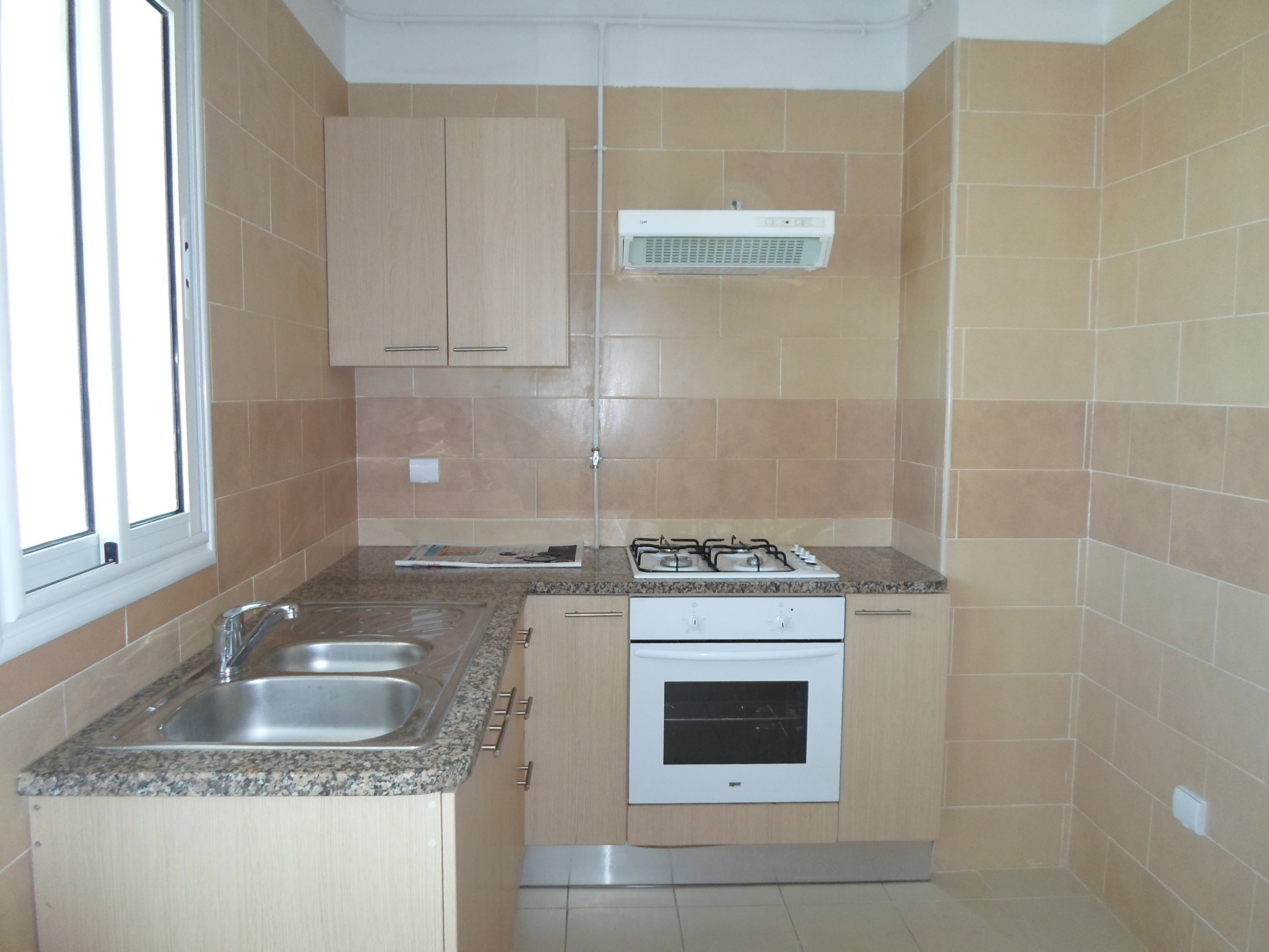 La Marsa Cite Mongi Slim Location Appart. 1 pice Superbe s1 moderne  bhar lazreg