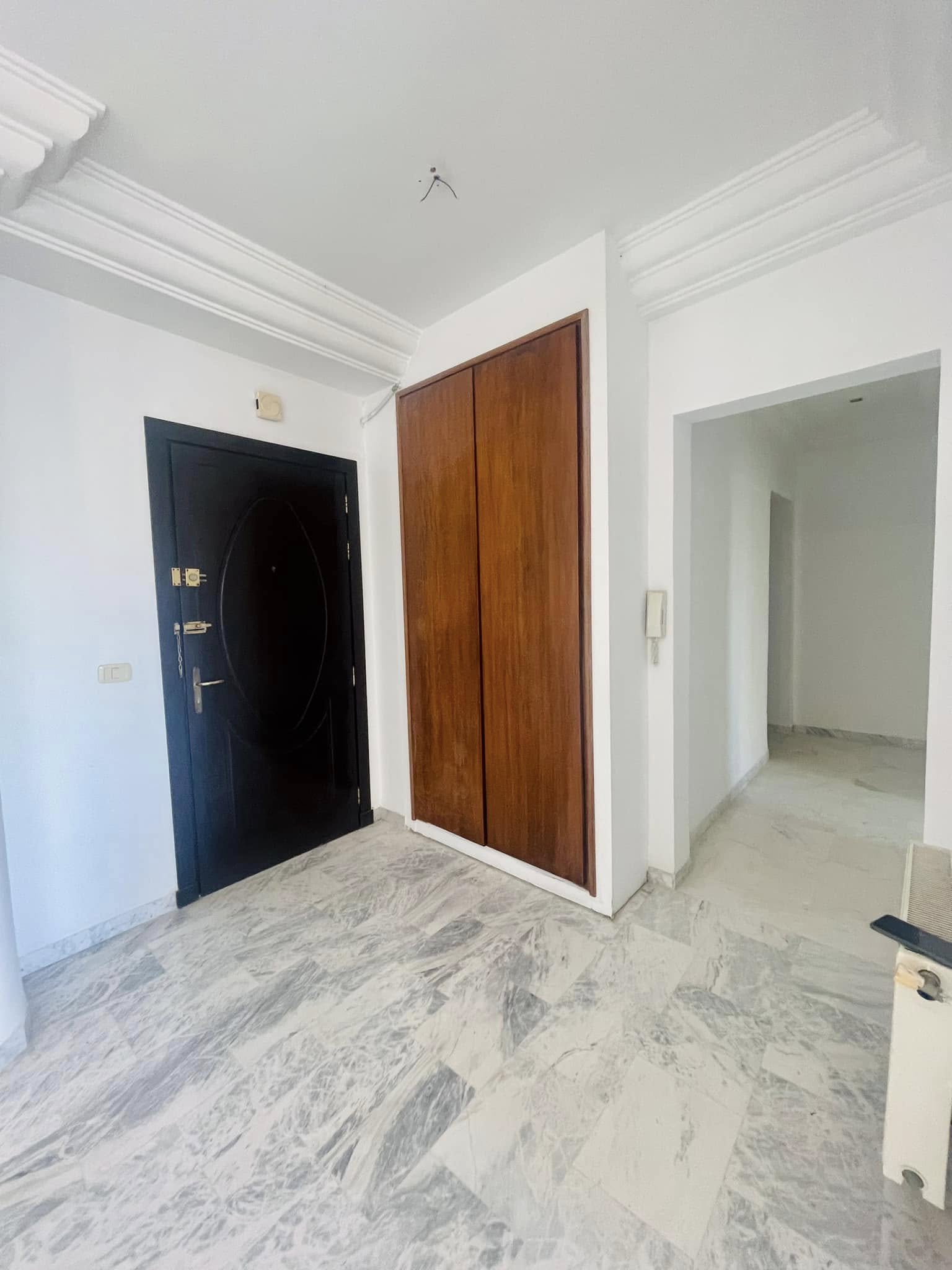 La Marsa El Aouina Vente Appart. 5 pices+ Appartement s4 a l'aouina