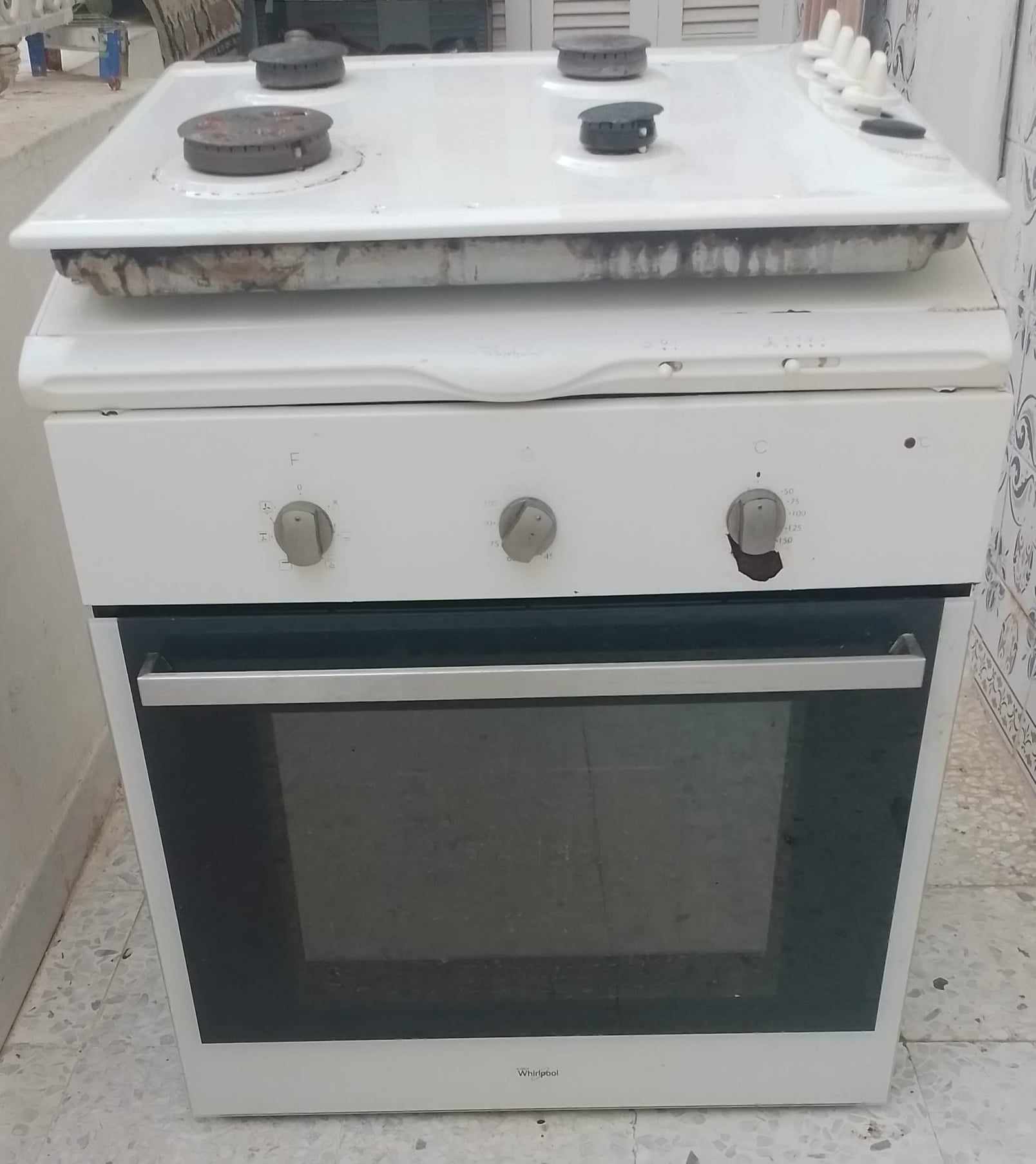 Le Bardo Ksar Said Cuisinire mixte Autre Four encastrer et haute et plaque whirpool